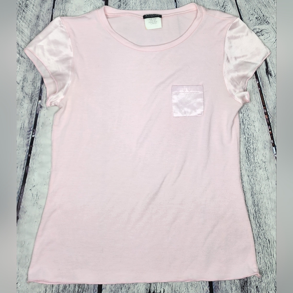 Airport, pink girls large t-shirt with small pocket